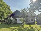 Hausansicht - Exklusives Anwesen: Luxuriöses Wohnen mit bezauberndem Garten und eleganten Räumen auf 377m²