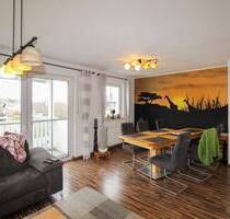 Charmante 3-Zimmer-Wohnung mit modernem Flair, Hobbyraum und sonnigem Balkon - Grafenau Großarmschlag