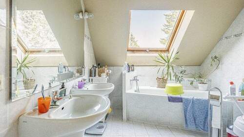 Wannen- und Duschbad zur bewohnten Zeit - 