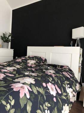 Schlafzimmer - 2 Zimmer Etagenwohnung zum Kaufen in Nürnberg