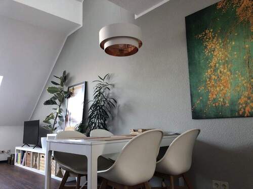 Wohnzimmer - Etagenwohnung mit 73,00 m&sup2; in Nürnberg zum Kaufen