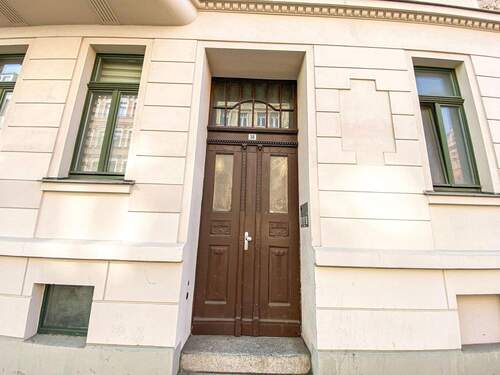 Gepflegter Hauseingang - 