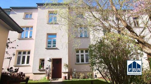 Front Hinterhaus - Mehrfamilienhaus, Wohnhaus zum Kaufen in Schwerin