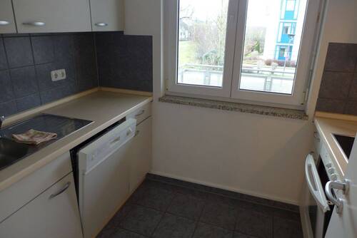 30a_Einbauküche - renovierungsbedürftig.JPG - 