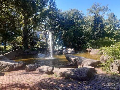 Park - Wohnen und arbeiten am Park - 5.000.000,00 EUR Kaufpreis, ca.  1,69 m² Wohnfläche