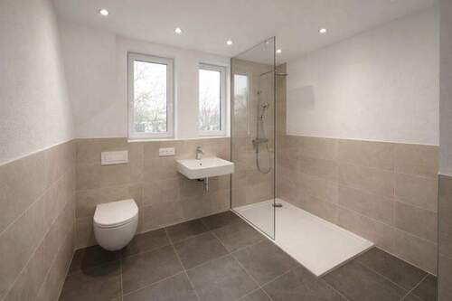 Modernes Badezimmer - Einfamilienhaus in Kassel zum Kaufen