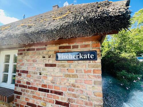 Fischerkate - 5 Zimmer Mehrfamilienhaus, Wohnhaus in Gager