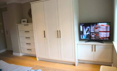 Einbauschränke mit TV - 