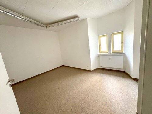Büro 3 - 