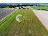 378.Haus.Außen.Drone (6) - 1 Zimmer Mehrfamilienhaus, Wohnhaus in Wrestedt / Stederdorf