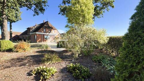 378.Haus.Außen (3) - Mehrfamilienhaus, Wohnhaus mit 245,00 m² in Wrestedt / Stederdorf zum Kaufen