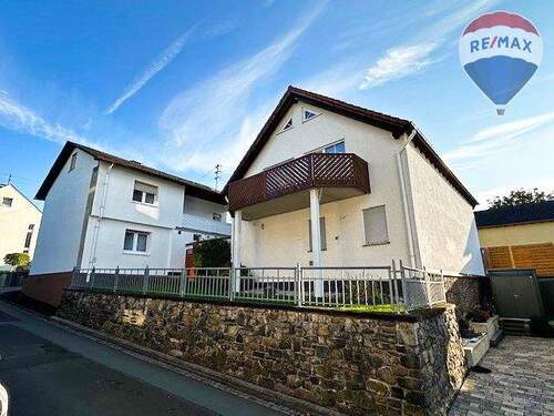 02 Seitenansicht beide Häuser - 9 Zimmer Einfamilienhaus zum Kaufen in Elbtal