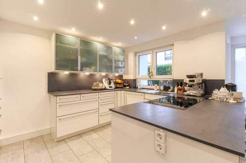 Küche - 5 Zimmer Doppelhaushälfte in Korb