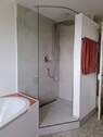 Dusche im Badezimmer im OG - 