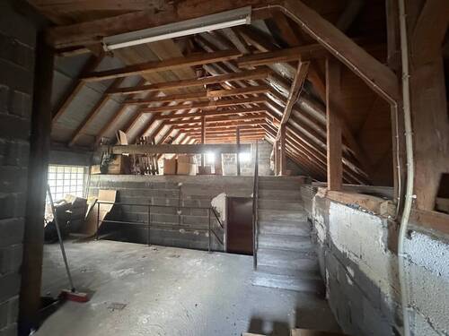 Bühne/Ausbaumöglichkeit - 