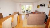 Wohnen - 3-Zimmer-Wohnung mit Balkon und Einzelgarage