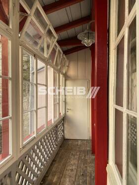 Balkon für kleine Auszeit - 