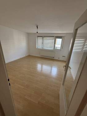 Wohn-Schlafzimmer - 