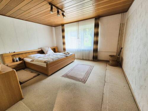 Schlafzimmer EG - 