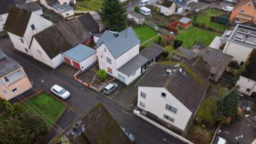 Gesamansicht - 4 Zimmer Einfamilienhaus in Hundsangen