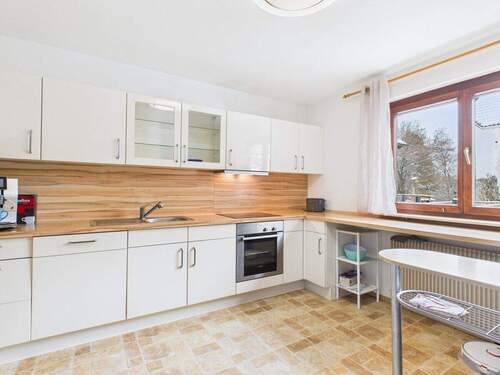 Küche mit Einbaugeräten - 5 Zimmer Einfamilienhaus zum Kaufen in Rottweil