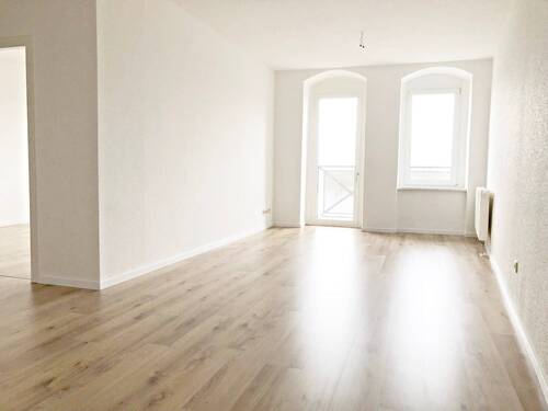 Wohnzimmer - Viel Platz zum Wohlfühlen inklusive Elbblick