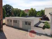 Ansicht Garagen - 6 Zimmer Mehrfamilienhaus, Wohnhaus in Köthen (Anhalt)