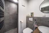Gäste WC mit Dusche - 
