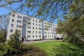 Hausansicht - * Renovierungsbedarf * WG-geeignet * Dichterviertel *