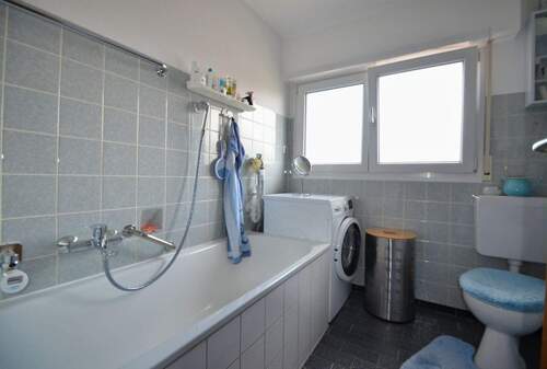 Wohnung DG Bad - 
