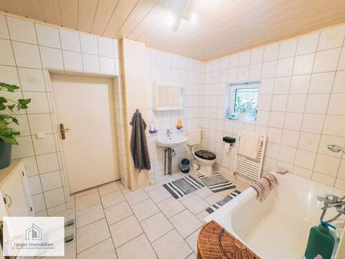 Badezimmer EG.jpg - 
