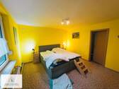 Schlafzimmer OG.jpg - 