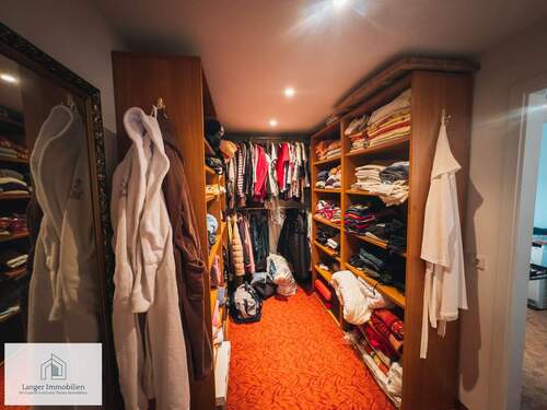 begehbarer Kleiderschrank.jpg - 