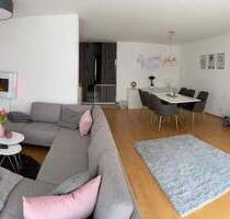 Neuwertige 3-Zimmer Erdgeschosswohnung mit 2 Stellplätzen und Einbauküche in Niedernhausen