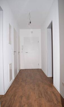 Flur - 4 Zimmer Etagenwohnung in Oerlinghausen