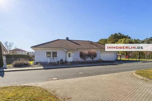 2 - 590.000,00&nbsp;EUR Kaufpreis, ca.&nbsp; 140,00&nbsp;m&sup2;&nbsp;Wohnfl&auml;che