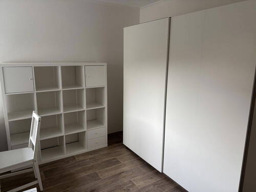 Zimmer 1 - 