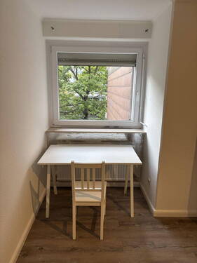 Zimmer 2 - 