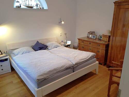 Schlafzimmer im Erdgeschoss - 