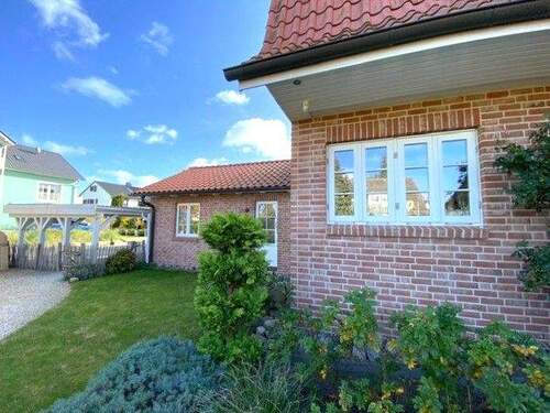 Weg zum Carport - 