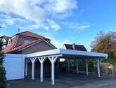 Carport und Garage direkt am Haus - 