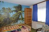 Kinderzimmer im Erdgeschoss - 