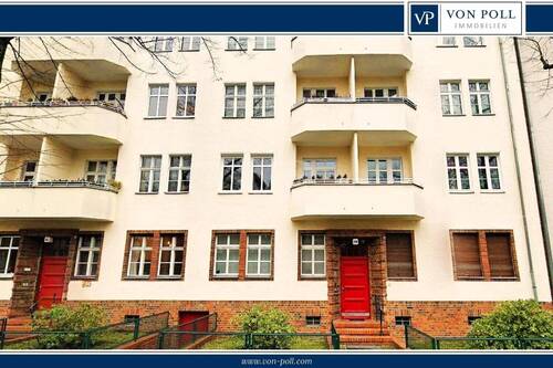 Straßenansicht - 2,5 Zimmer Altbau mit Balkon in Toplage von Schmargendorf!