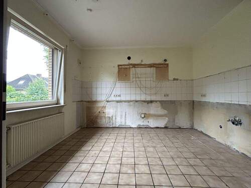 Küche - 6 Zimmer Einfamilienhaus zum Kaufen in Bassum