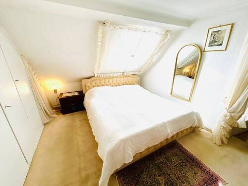 Ein mögliches Schlafzimmer in Ihrem vorderen Haus(teil) - 