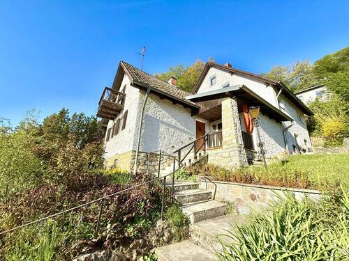 Ihr Haus am Hang von Nord-Osten - Beste Aussichten! Ihr Domizil in Lappersdorf Lorenzen!