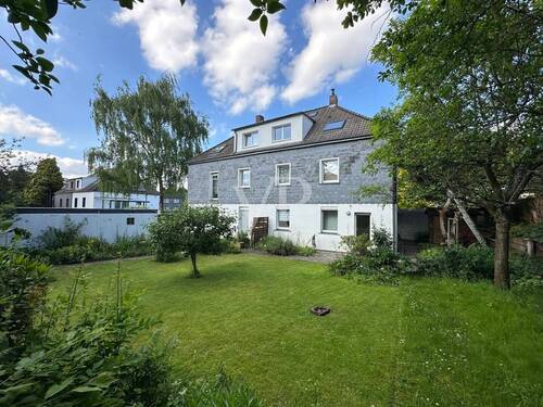 b50ab00e-e93c-425a-807f-6d4fb5fe961b - 