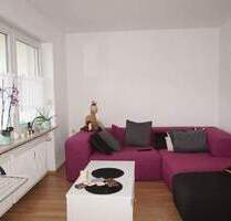 Helle 2 Zimmer-Wohnung mit Balkon - Straubing