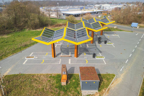 Ansicht Hauptzufahrt - 