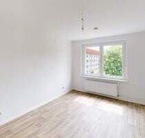 Hier lädt ein großer Balkon zum gemeinsamen Verweilen ein - Chemnitz Furth